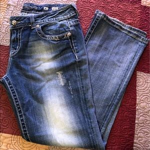 Miss Me Easy Boot Jeans EUC Size 31 x 31”